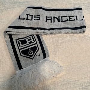 NWT Los Angeles Kings Scarf